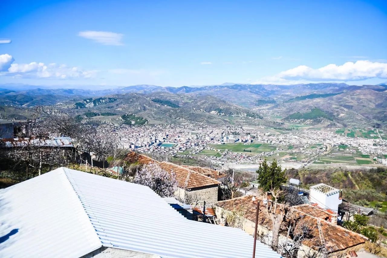 Villa Kuci, Drobonik Berat