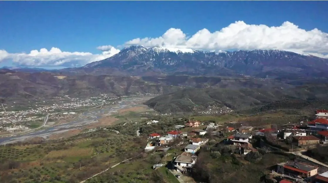 Villa Kuci, Drobonik Berat Albanië